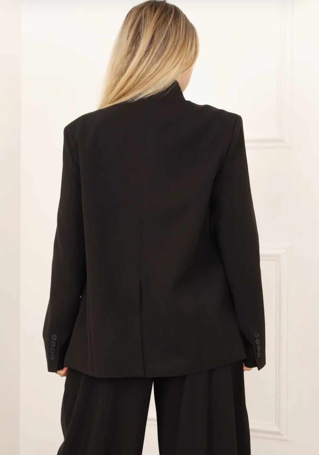 Veste Tailleur Noire - Épaulettes Structurées