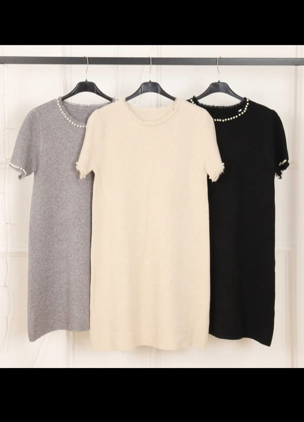 Robe - Col et Manches Perles