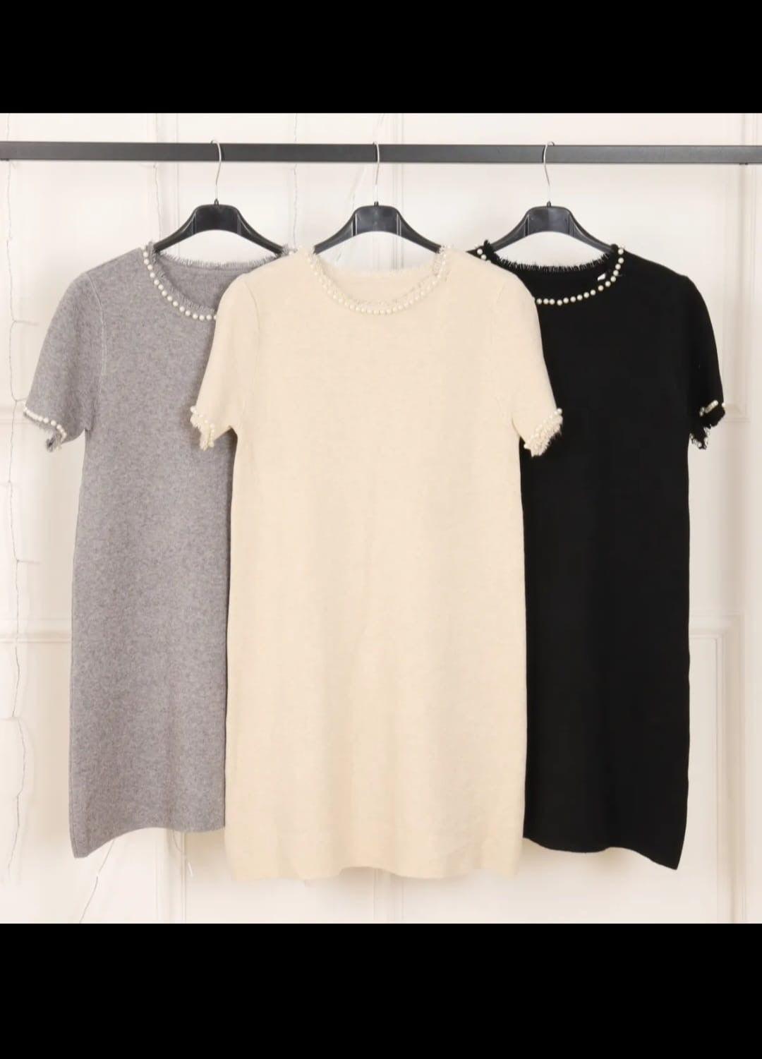 Robe - Col et Manches Perles