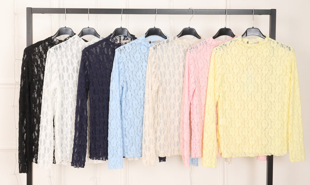 Top Dentelle Col Montant