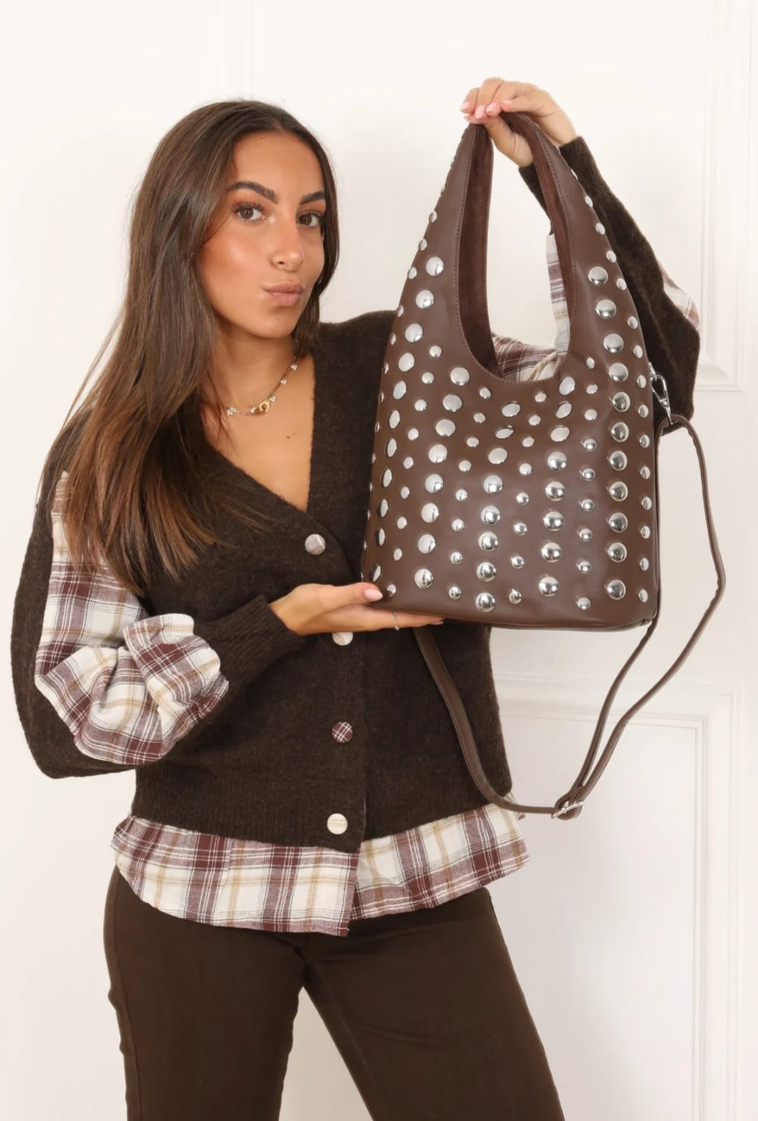 Sac cabas clouté marron - Art et Tradition